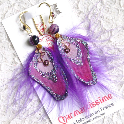 Boucles d'oreilles pendantes agate violette, ailes papillon, plumes, strass, bijoux satin boho shabby-chic