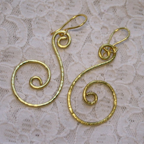 Boucles d'oreilles ethniques créoles spirales laiton doré "or" minimalistes, bijoux mariage mariée originaux