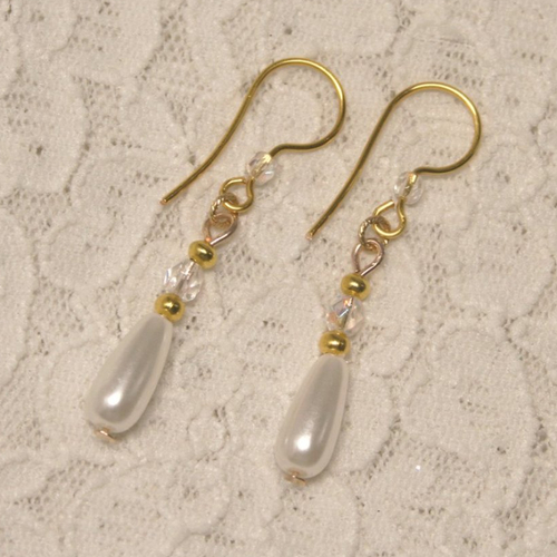 Boucles d'oreilles mariage perles gouttes blanches, cristal, métal doré, bijoux mariée bohème chic