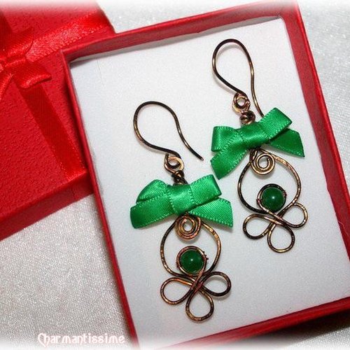 Boucles d'oreilles pendantes jade noeud vert, cuivre bronze, ethnique, wire-wrapping, bijoux satin