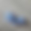 Petite perle ronde bleu foncé