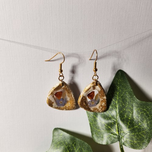 Boucle d'oreille fleurs séchées