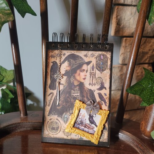 Bloc note grimoire sorcière