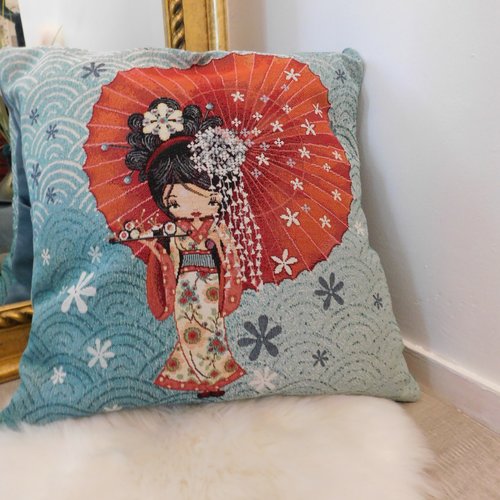 Housse de coussin  motif japonais geisha avec son éventail