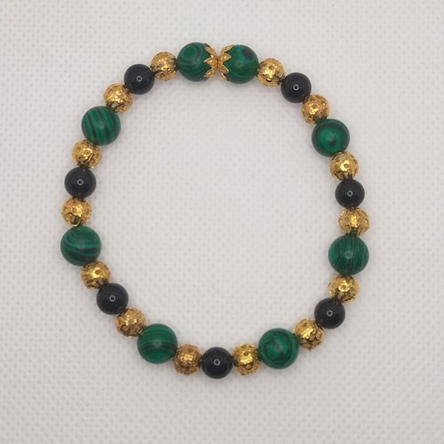 Bracelet en perles vertes, noires et dorées