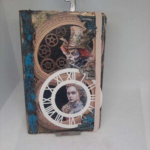 Carnet steampunk fantasy alice