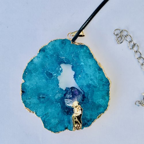 Pendentif en pierre naturelle bleue et or et amethyste