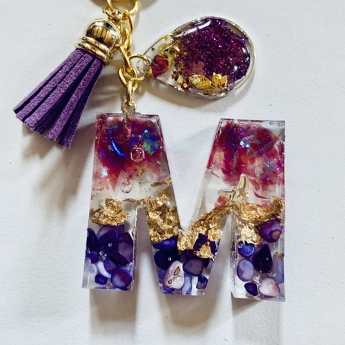 Porte clé alphabet  lettre m en resine