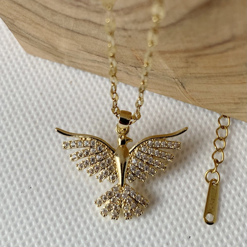 Pendentif  ras de cou en plaqué or (colombe)