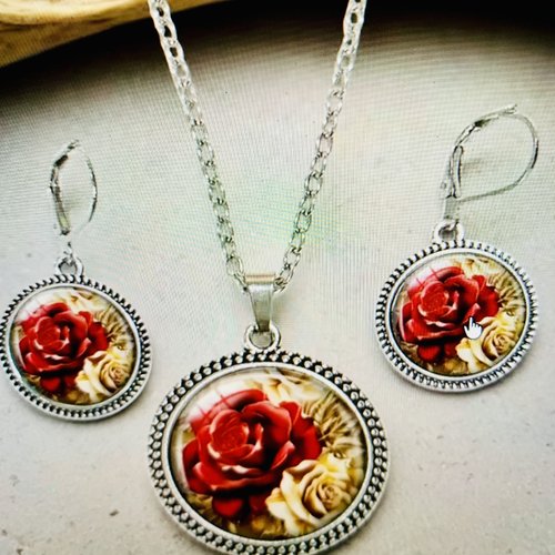 Parure de collier et bo( roses)