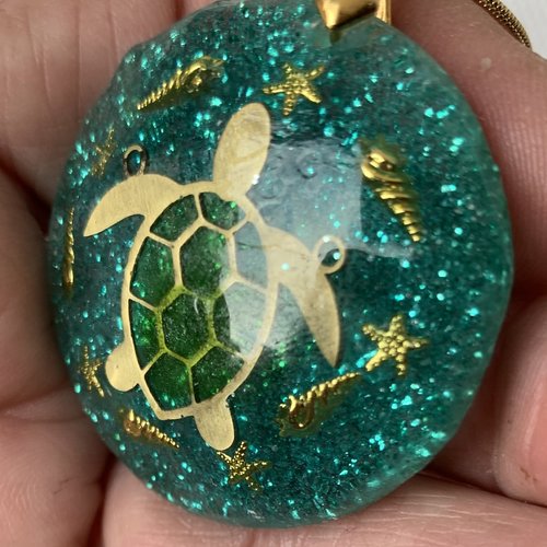 Pendentif  en resine  , deco marine