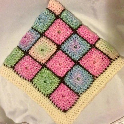 Sur commande chic couverture patchwork  au crochet ,acrylique multicolore pour bébé