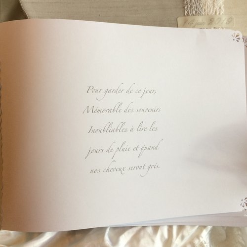 Ensemble Urne Livre D Or Mariage Personnalisable Couleurs Et Prenoms Un Grand Marche