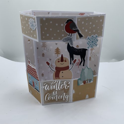 Carte de noël scrapbooking vitrine 3d