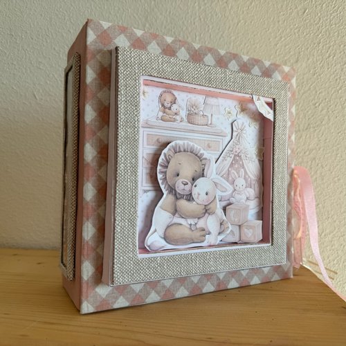 Album scrapbooking fait main bébé fille tissu