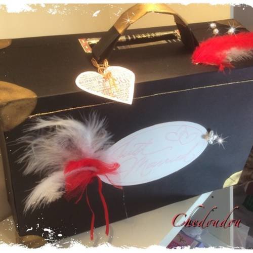 Urne de mariage vintage en forme de valise "plume, plume" très romantique 