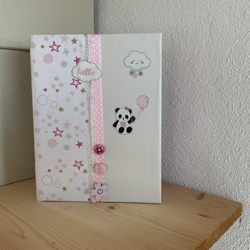 Album scrapbooking naissance girly