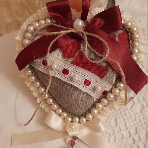 Coussin suspendu shabby perles verre-coussin de porte parfum lavande de mon jardin-double dentelle-cadeau féminin fait main