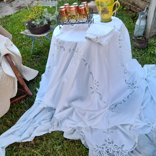 Nappe vintage dentelle broderie aux fuseaux années 50 fait main précieux nappe bien conservée-nappe jardin décor mariage