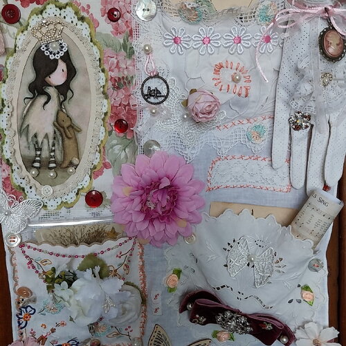 Suspension murale shabby organisateur poche à trésor feminin-art textile unique dentelle crochet vintage recyclé fait main-cadeau  femme