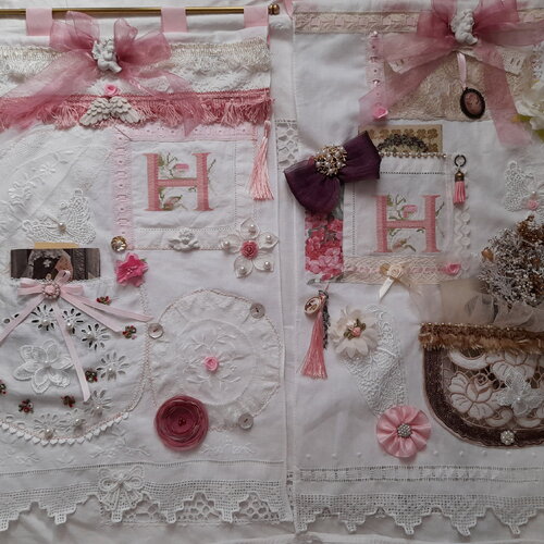 Suspension mural shabby dentelle