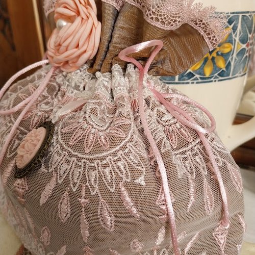 Pochette chic shabby