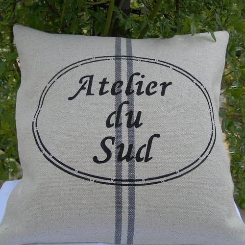 Coussin décoratif inscriptions peintes main publicité ancienne en coton aspect chanvre   