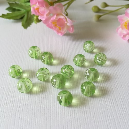 Perles en verre 8 mm vert clair tréfilé blanc x 50