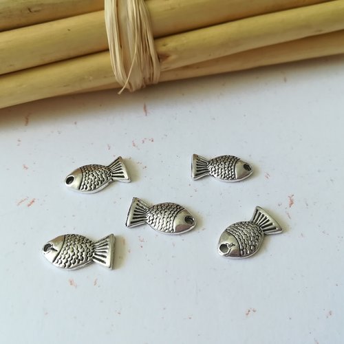 Breloques métal poisson argenté x 10