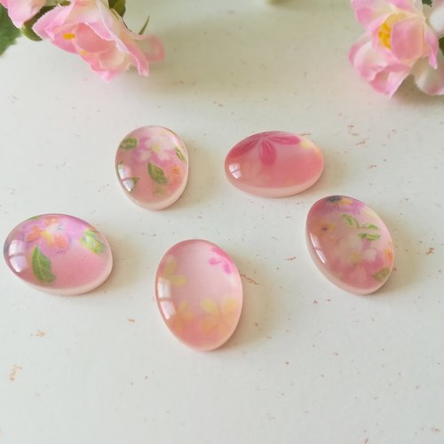 Des cabochons ronds