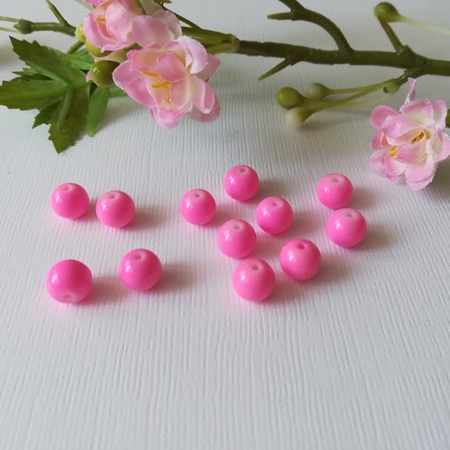 Perles en verre ronde 8 mm rose bonbon x 20
