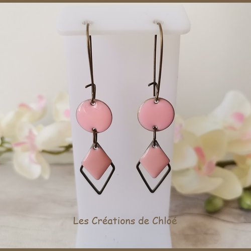 Kit boucles d'oreilles connecteur bronze et sequin émail rose