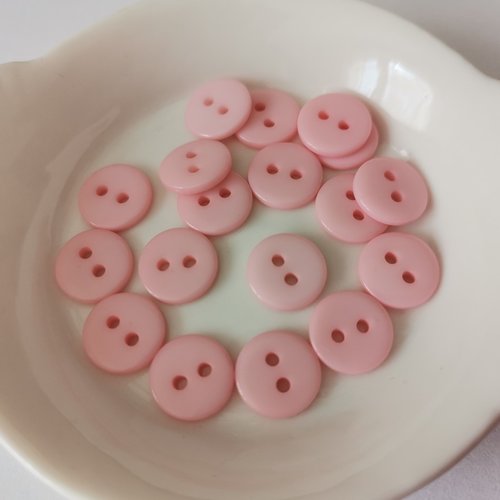 10 boutons résine 4 trous 10 mm rose