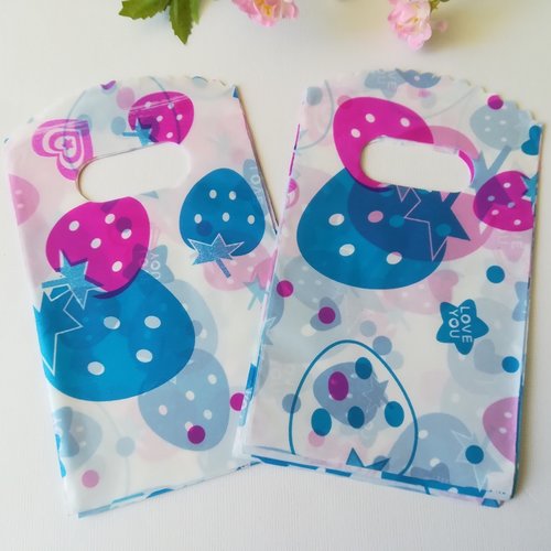 10 sachets plastique cadeau 15 x 9 cm
