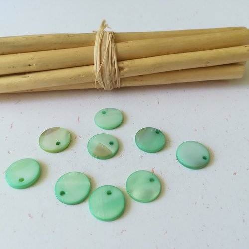 10 sequins nacre 13 mm vert