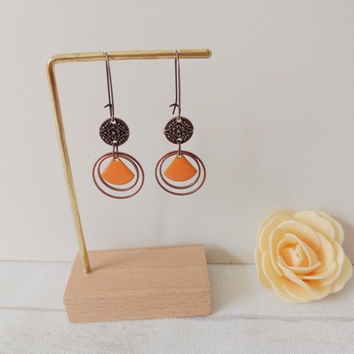 Kit boucles d'oreilles anneaux cuivre rouge et sequin émail triangle