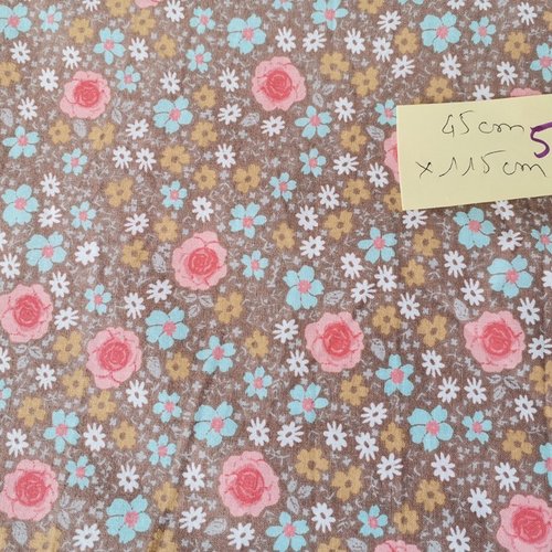 Tissu coton fleurs 45 x 115 cm
