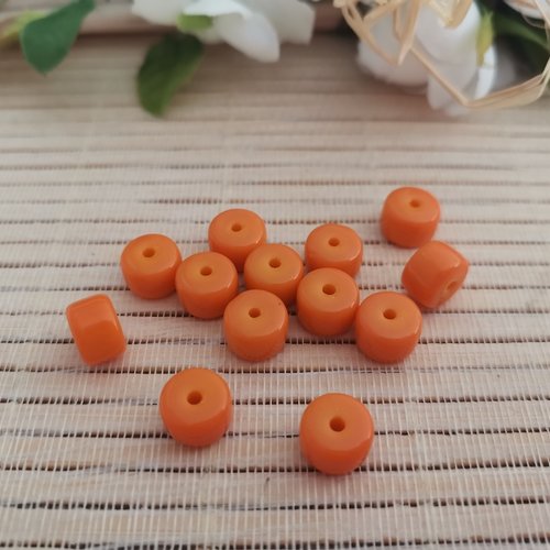 20 perles en verre colonne 8 mm orange