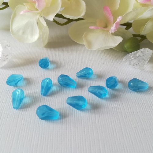 20 perles en verre goutte 10 mm bleu ciel