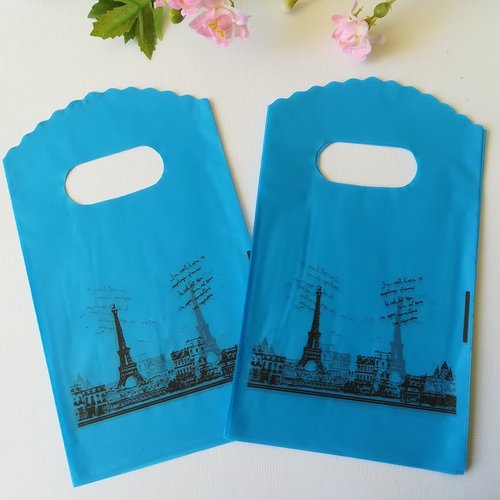 10 sachets plastique cadeau 15 x 9 cm bleu motif tour eiffel