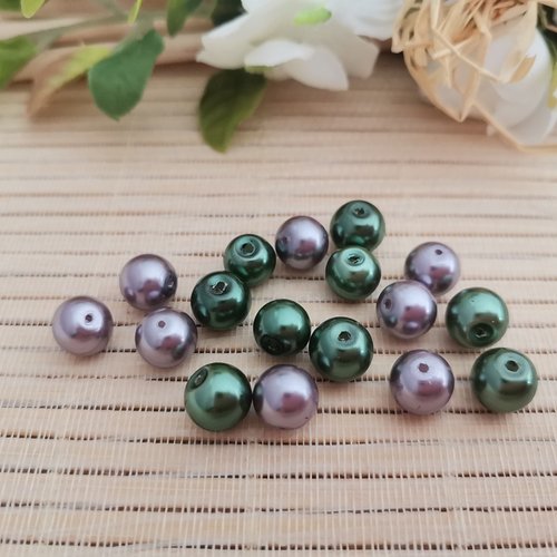 22 perles en verre nacré 8 mm vert gris - fin de série