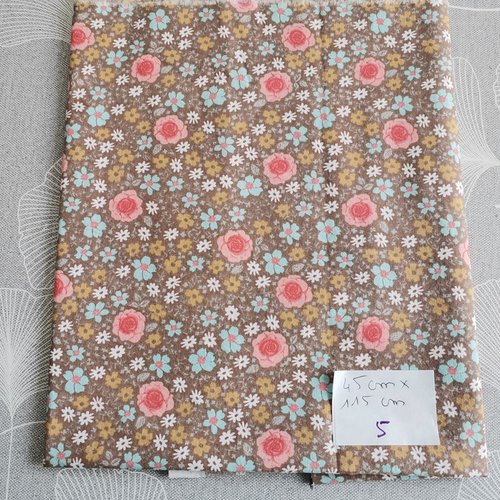 Tissu coton fleurs 45 x 115 cm