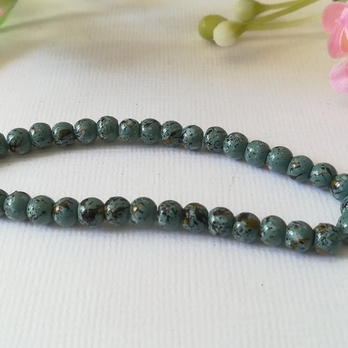 50 perles en verre 4 mm gris vert taches multicolores