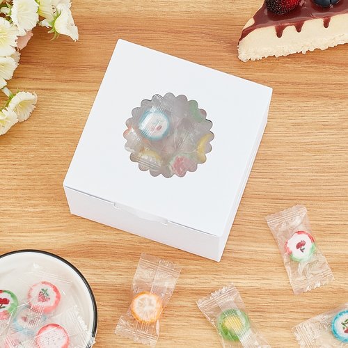 Lot de 5 boites cadeaux carton 10.2 x 10.2 cm à fenêtre