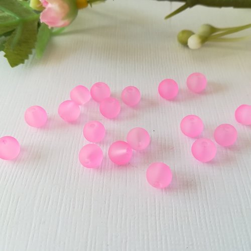 25 perles en verre givré 6 mm rose vif