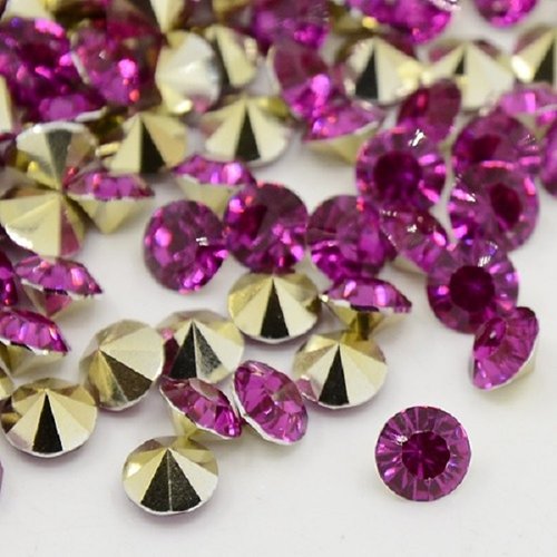 100 cabochons strass forme diamant 6 mm pourpre