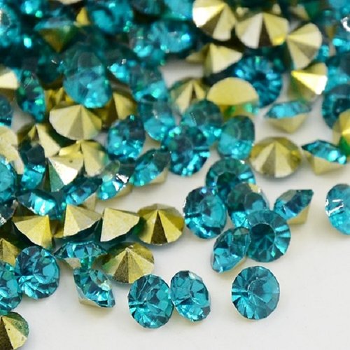 100 cabochons strass forme diamant 5 mm vert