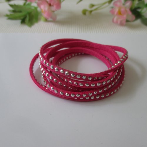 Suédine à clous aspect daim fuchsia x 1 m