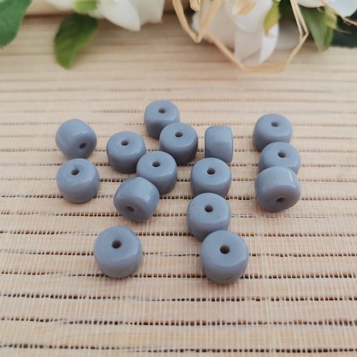 20 perles en verre colonne 8 mm grise