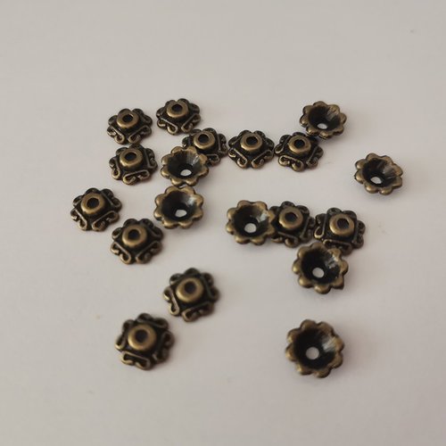 30 coupelles fleurs 6.5 mm bronze